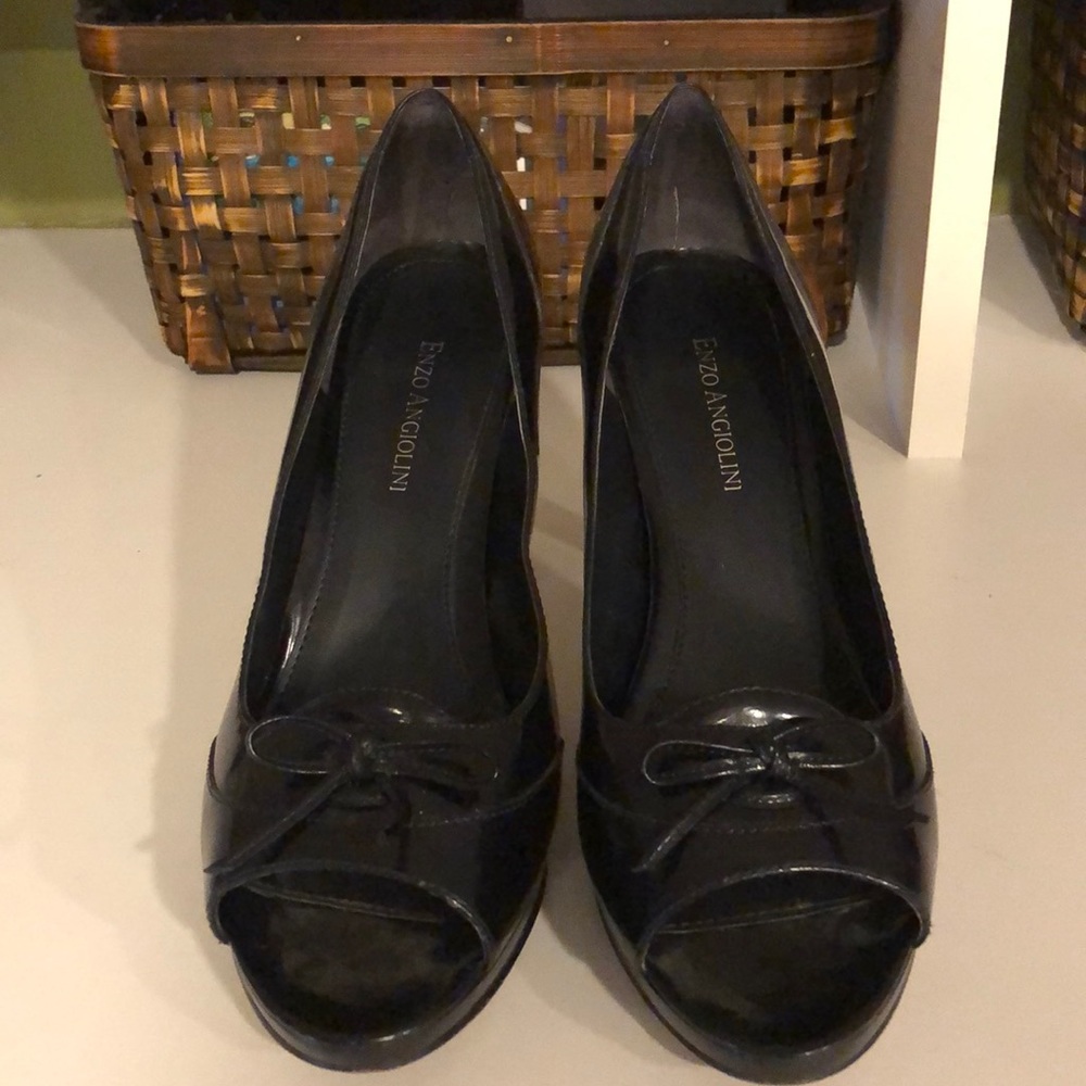 Enzo Angiolini Peep Toe Pumps